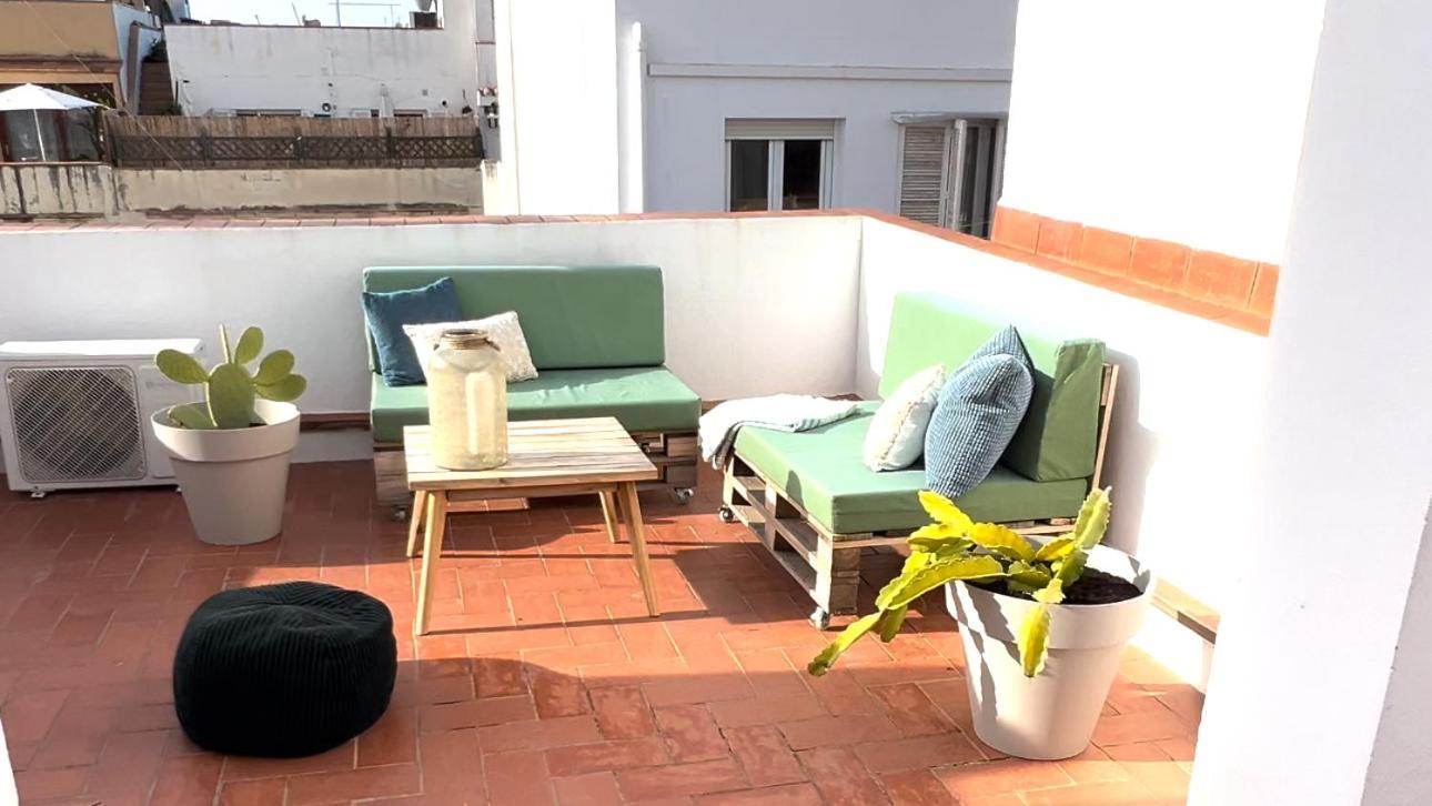 Amazing 2 Bedroom Apartment With Big Sun Terrace Sitges Centre Beach Zewnętrze zdjęcie