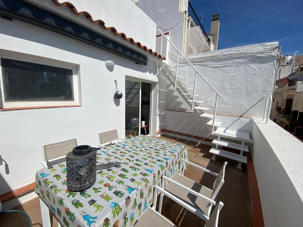 Amazing 2 Bedroom Apartment With Big Sun Terrace Sitges Centre Beach Zewnętrze zdjęcie
