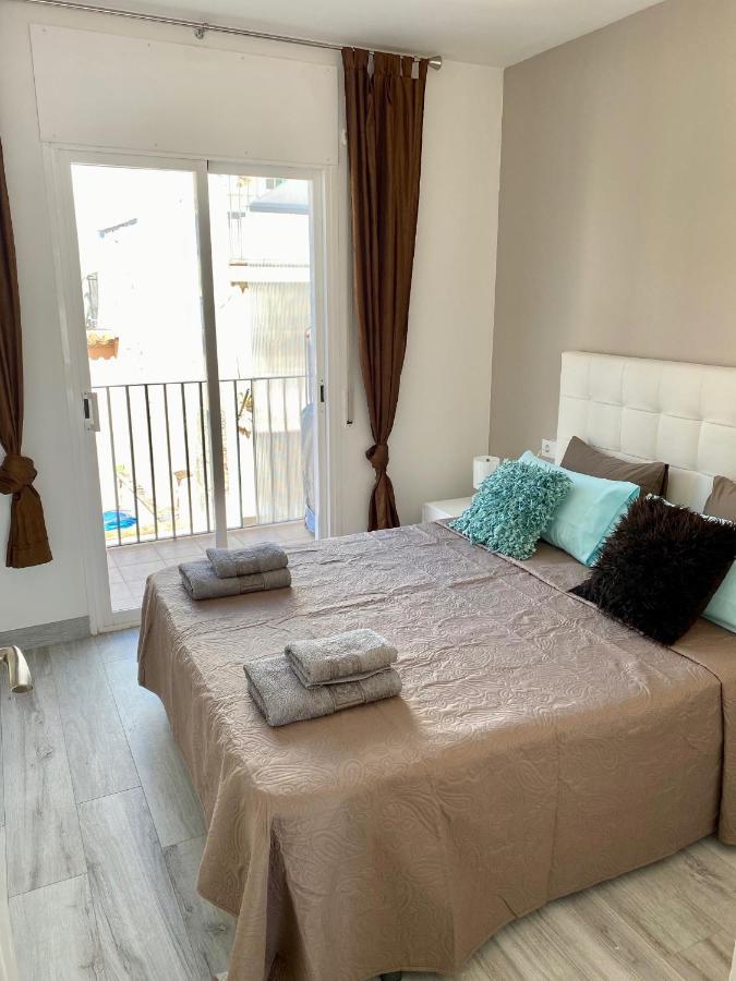 Amazing 2 Bedroom Apartment With Big Sun Terrace Sitges Centre Beach Zewnętrze zdjęcie